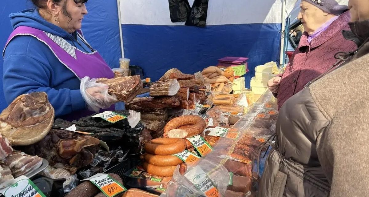 На ярмарке на Титова купили 12 тонн картофеля, а покупки доставили до места назначения